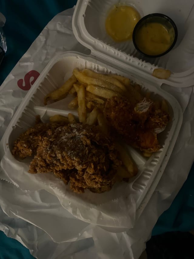 4 Chicken Tenders.
